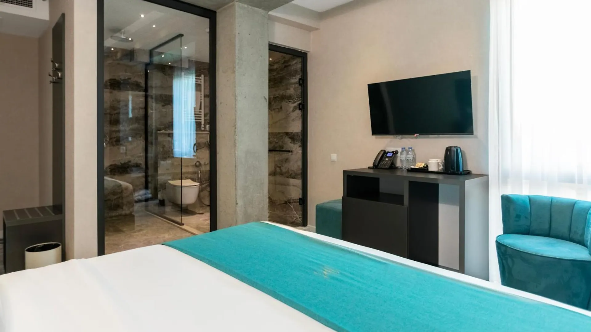 Hotel M E T 트빌리시